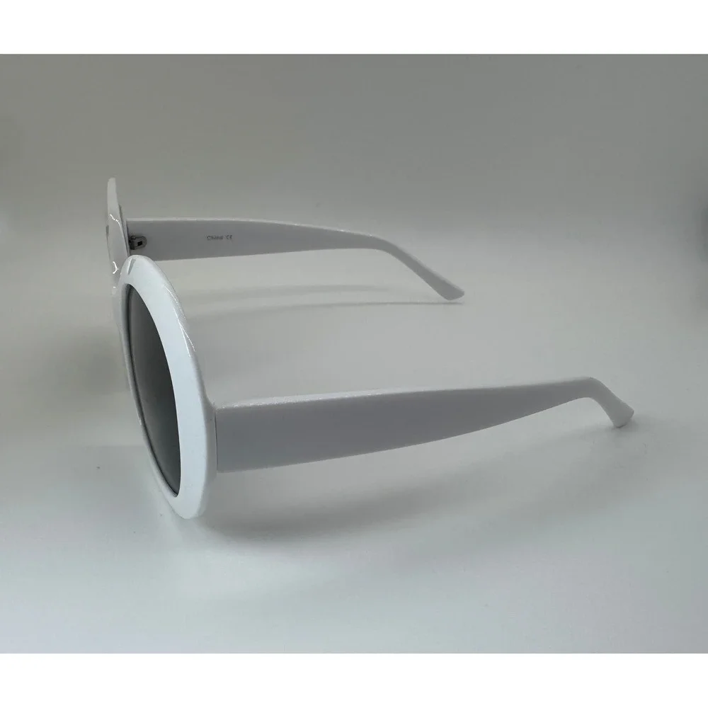 White Oval Clout Goggles Sunglasses Retro 90s Mod Style Bold Frame Tinted Lens